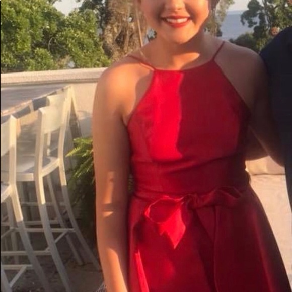 BEAUTIFUL formal dress!! - Picture 4 of 4